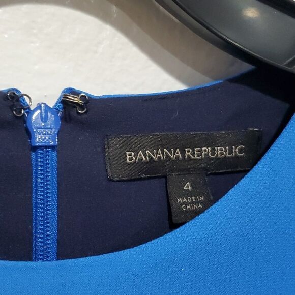 Banana Republic Pleated Chevron Midi Dress Size 6 - Picture 13 of 16